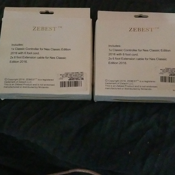 2 Nes controllers - Picture 2 of 3